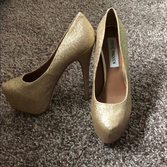 Heels - Picture 1 of 1